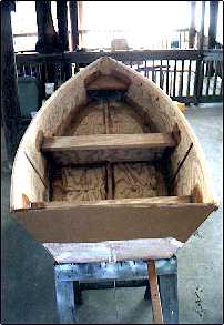 skiff1.jpg (12223 bytes)