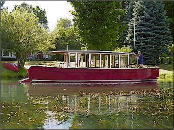 BOAT66.jpg (28026 bytes)